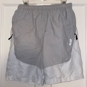 Palace Shorts - Palace D Fade Shell Shorts